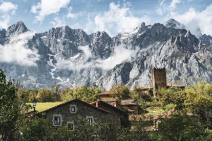 Conoce Liébana, un destino ideal para escapar al corazón de los Picos de Europa en otoño