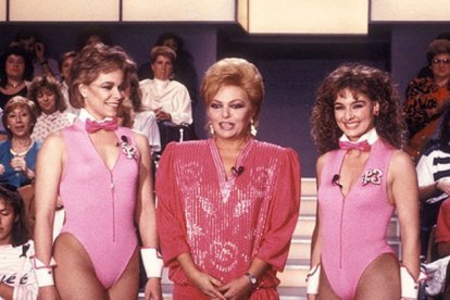 Mayra Gómez Kemp en la época en que presentaba el un, dos, tres.