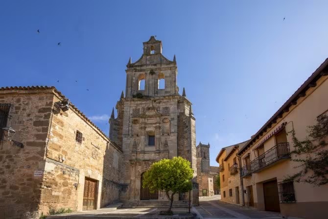 Iglesia de Santo Domingo en Cifuentes, Guadalajara - Getty Images