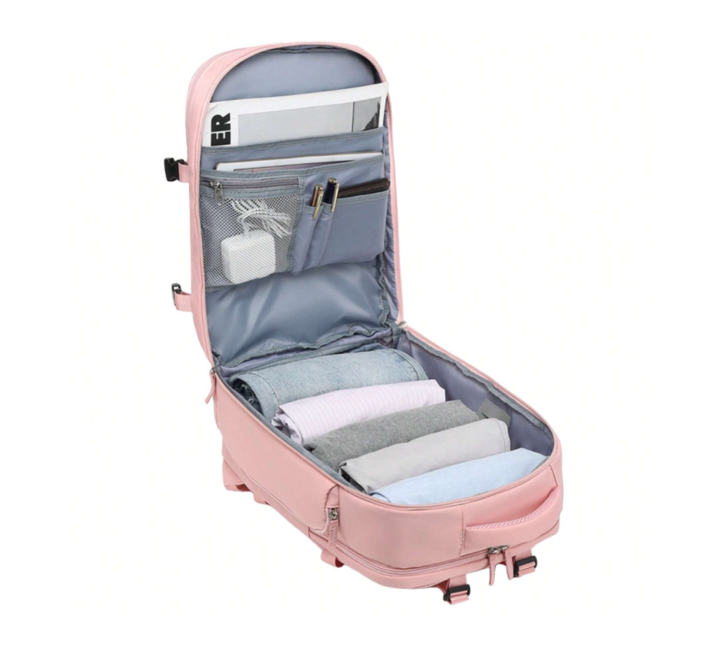 Shein rebaja en su Black Friday su mochila más práctica para los viajes de invierno: tiene muchos compartimentos y se puede llevar como equipaje de mano