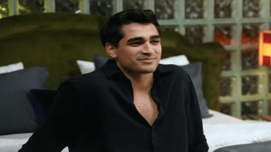 Mert Ramazan Demir en Una nueva vida