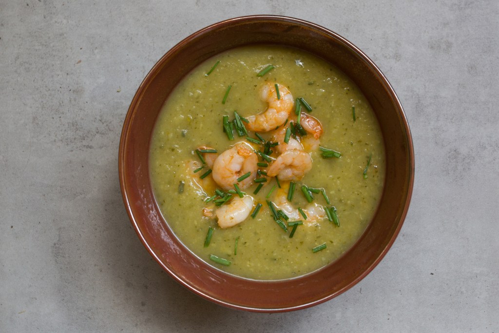 Recetas light para crear un menú completo y rico pero bajo en calorías, con productos económicos y de temporada