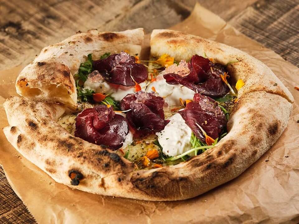 La mejor pizza de España se hornea en Madrid - Fuente: @lamejorpizza_ en Instagram