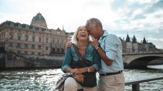 No te vas a creer la oferta de Carrefour para viajar fuera de España en 2025 que le hace competencia al programa de turismo del Imserso