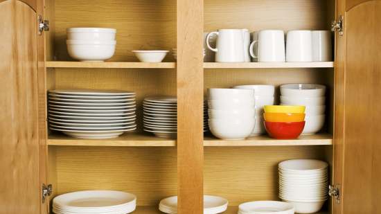 Te sorprenderá este truco para guardar las tazas con el que puedes ahorrar espacio