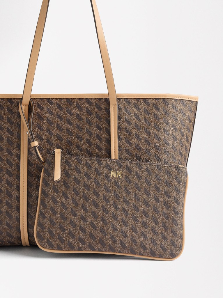 bolsos-xxl-favoritos-de-la-temporada