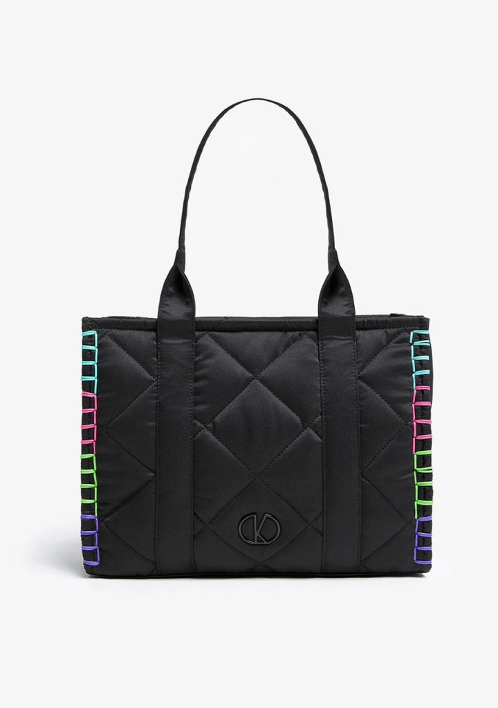 bolsos-xxl-favoritos-de-la-temporada