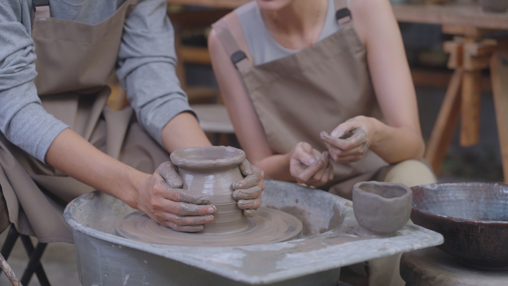 plan-primera-cita-tinder-2025