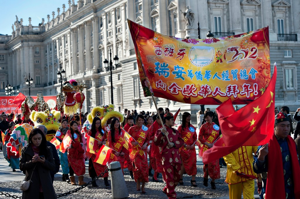 Madrid se viste de rojo para celebrar el Año Nuevo Chino 2025: descubre todos los eventos y actividades que marcan el inicio del Año de la Serpiente