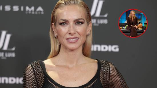 kira-miro-traje-marrón-chocolate-la-revuelta