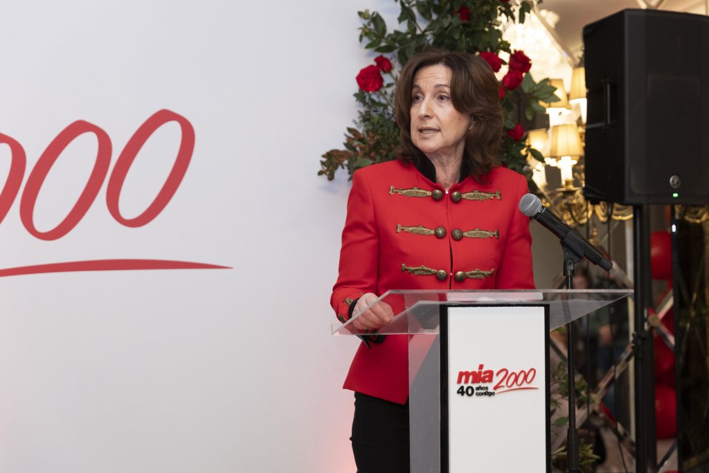 paloma-sanchez-garnica-ponencia-mia-2000