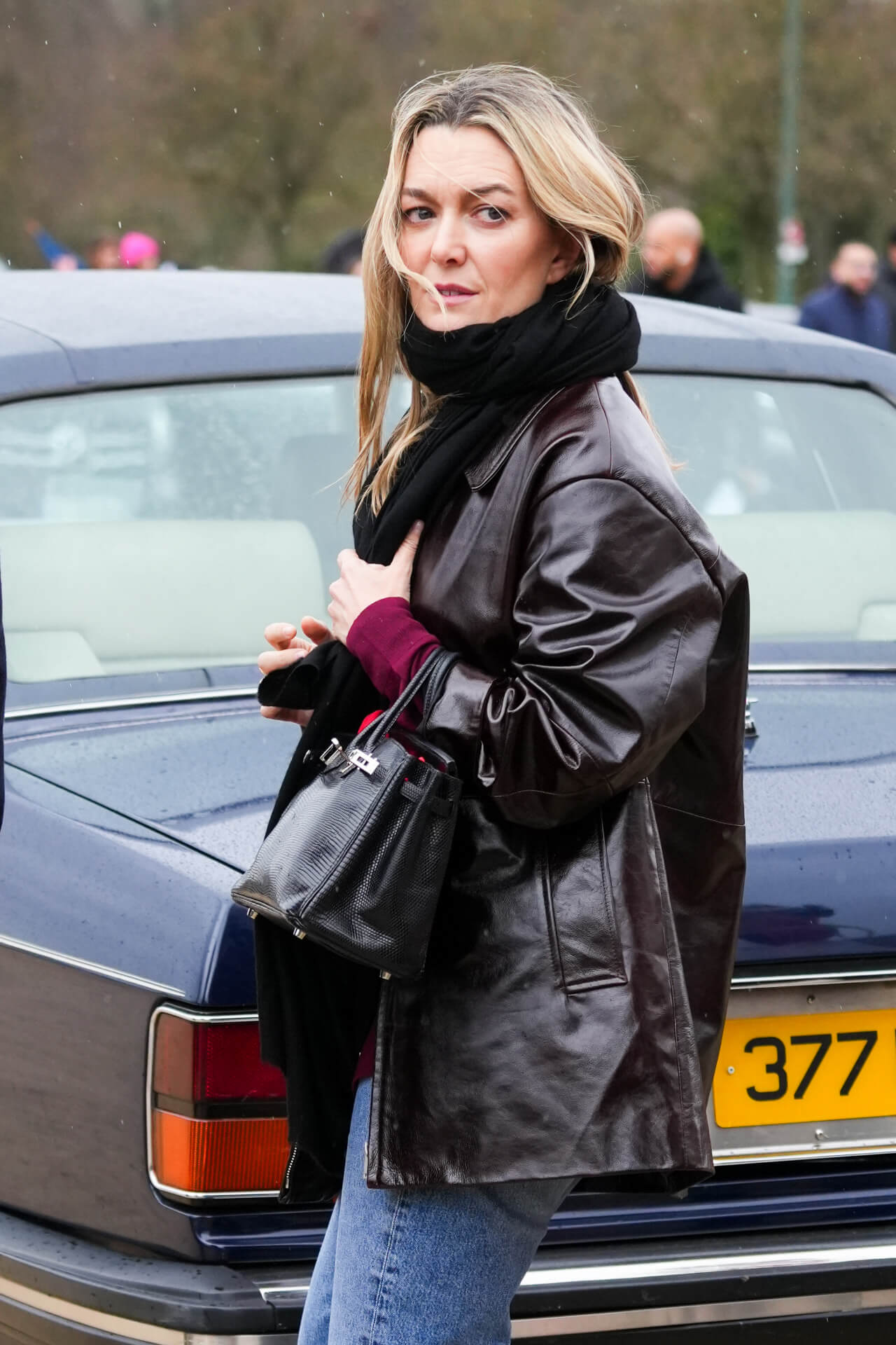 El secreto de Marta Ortega para un cabello perfecto bajo la lluvia gallega