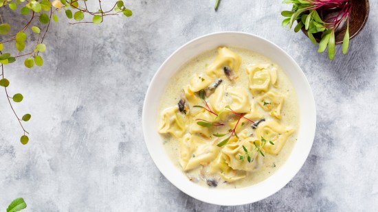 receta-raviolis-masa-wonton-con-foie-y-ceps