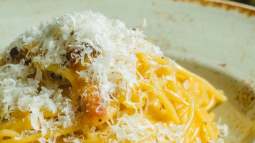 Angy Fernández, que es celíaca, repite en este italiano sin gluten que también conquista a otras celebrities como Eugenia Osborne y Miriam Giovanelli