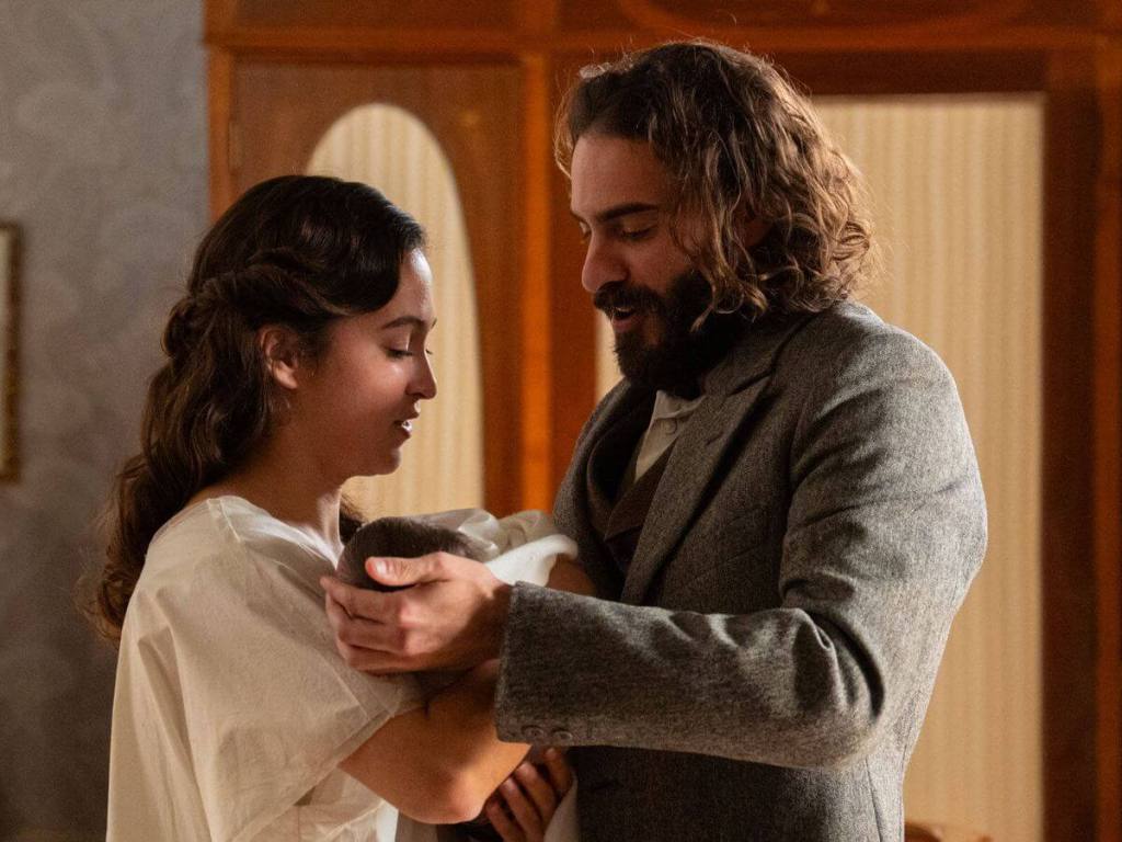 Catalina (Carmen Asecas) y Adriano (Ibrahim Al Shami) en 'La Promesa'.- RTVE