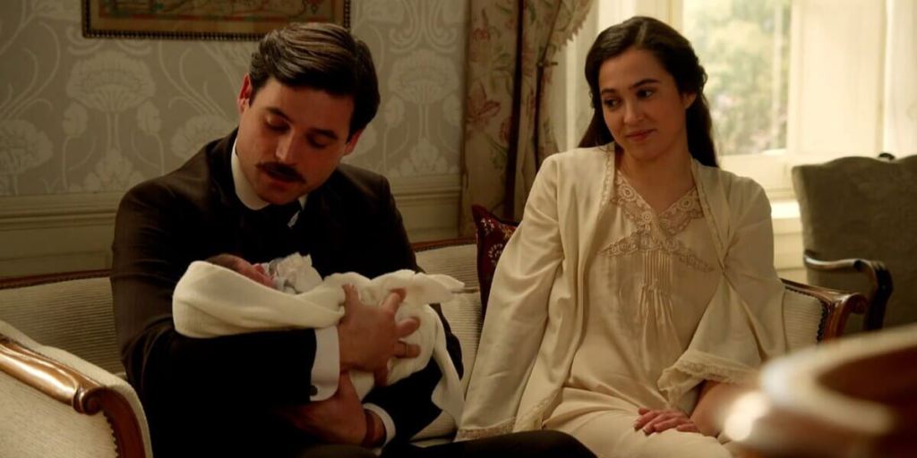 Manuel (Arturo García Sancho) y Catalina (Carmen Asecas) en una escena de 'La Promesa'.- RTVE