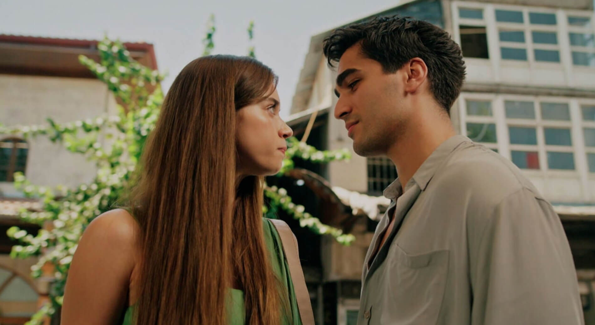 Escena de los protagonistas de 'una nueva vida'.- Atresplayer