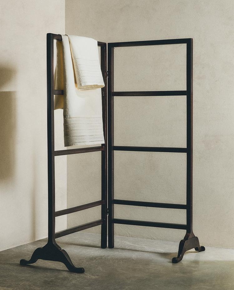 Toallero plegable - Imagen: Zara Home