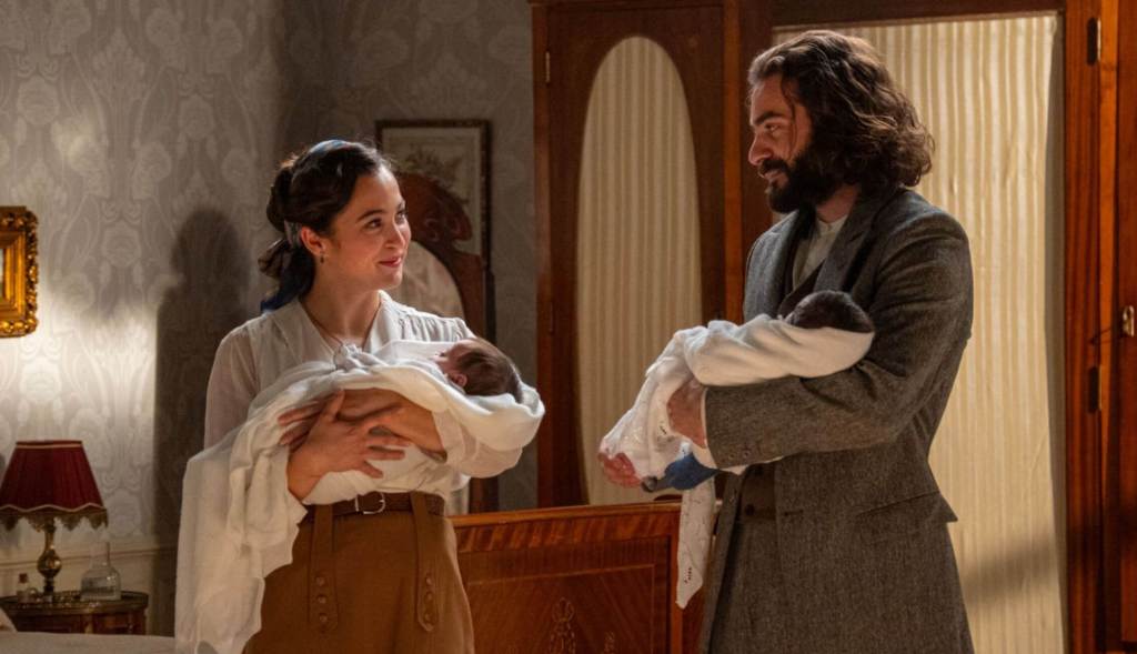 Catalina (Carmen Asecas) y Adriano (Ibrahim Al Shami) en 'La Promesa'.- RTVE