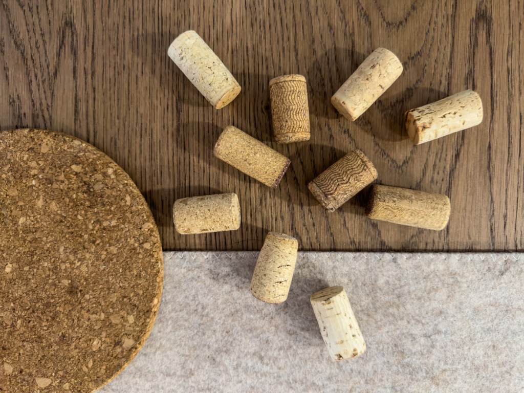 Acumulación de corchos que impide orden en casa - Imagen: iStock