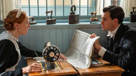 Curro (Xavi Lock) y Pía (María Castro) en 'La Promesa'.- RTVE