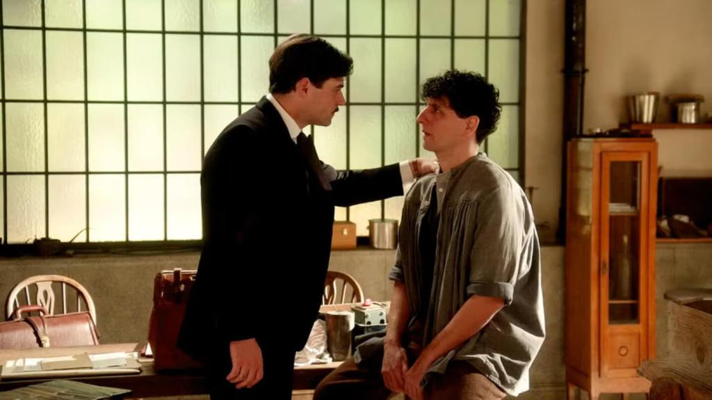 Manuel (Arturo García Sancho) y Toño (Álvaro Quintana) en 'La Promesa'.- RTVE