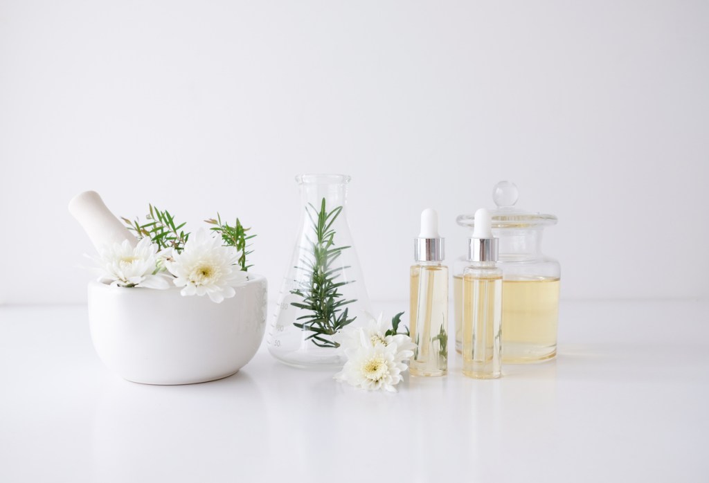 perfume-tiroides-fotosensibilidad-verano