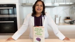 alimentos-mejoran-salud-mental-uma-naidoo