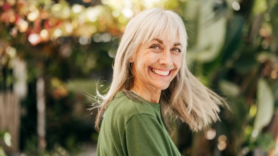 perfume-aceite-para-el-pelo-efecto-brillo-suavidad