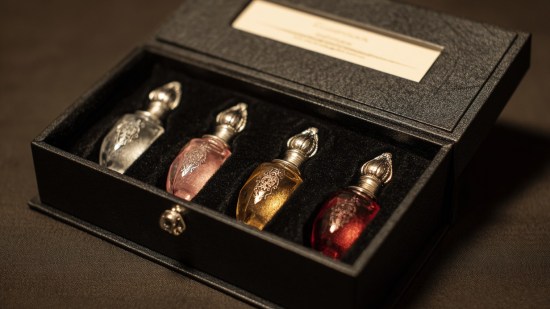 cofre-edicion-limitada-druni-flor-de-mayo