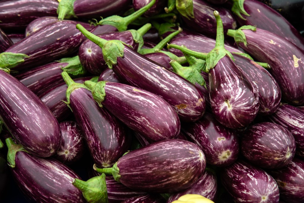 macarrones-berenjenas-plato-tipico-sano-rapido