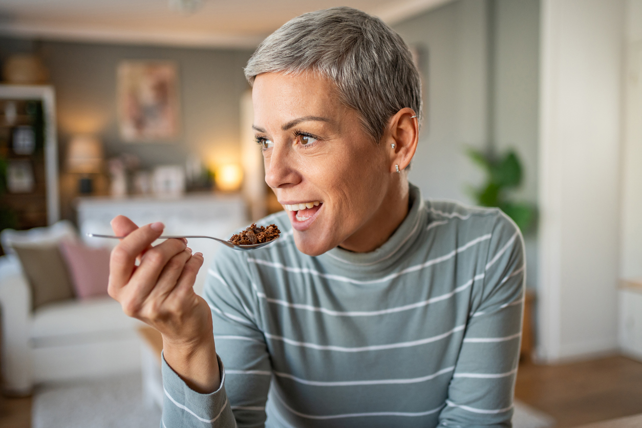 granola-avena-pistacho-desayuno-nutritivo-grasas-saludables