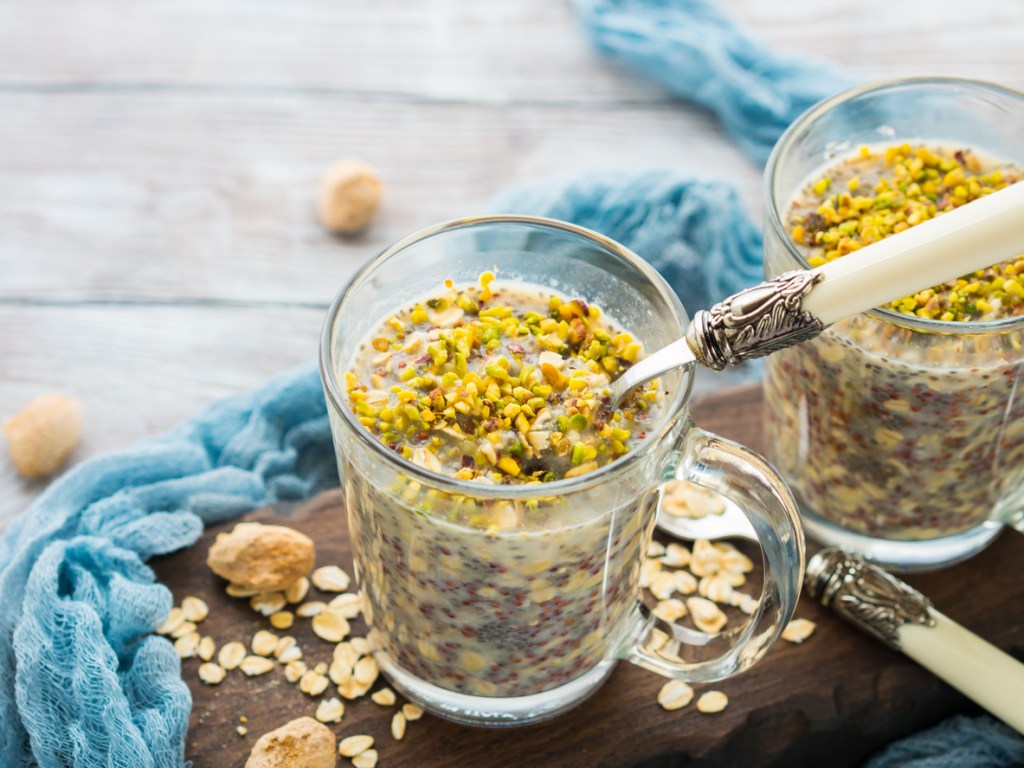 granola-avena-pistacho-desayuno-nutritivo-grasas-saludables
