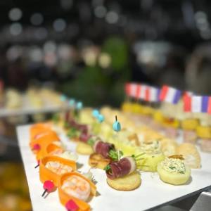 3 ideas de canapés fáciles y riquísimos que adoran los franceses para preparar en Nochebuena sin apenas esfuerzo