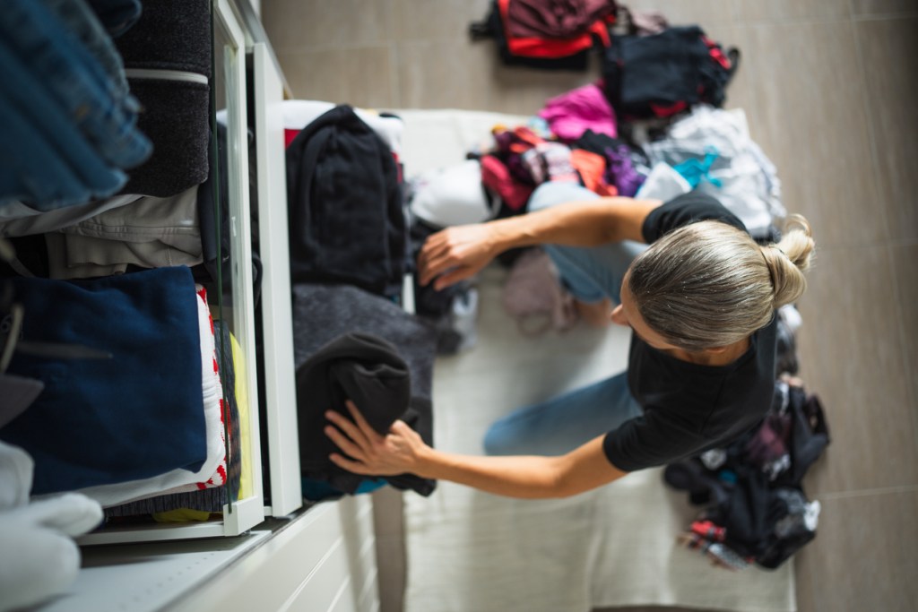 trucos-ordenar-vaqueros-siempre-ordenados