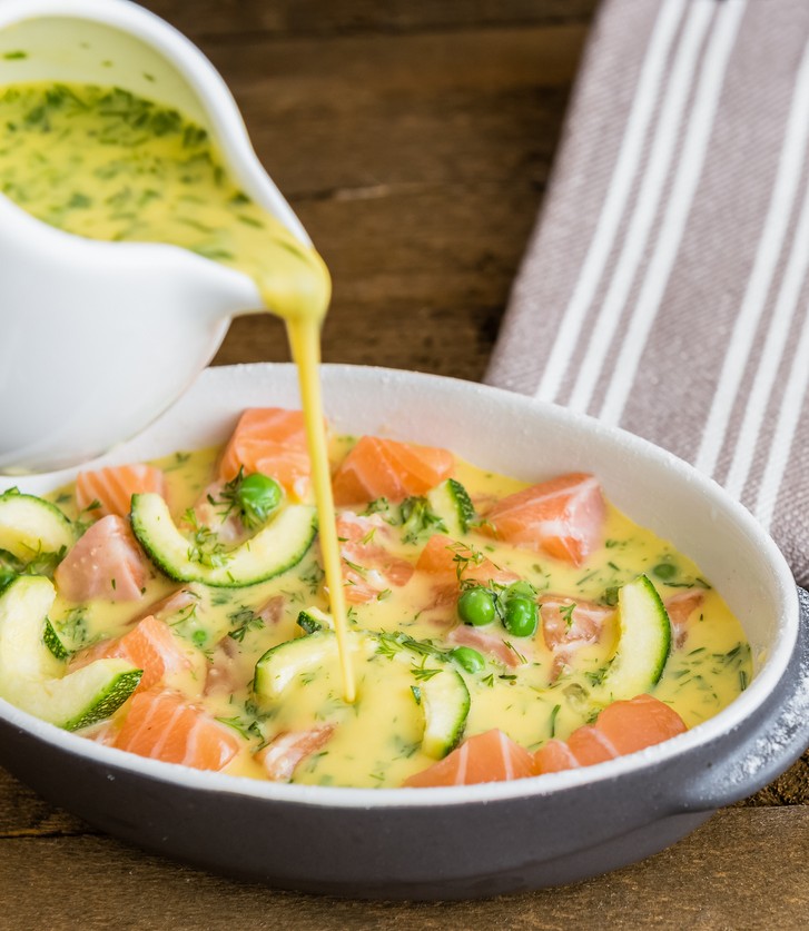 rollitos-calabacin-salmón-plancha-huevos-sarten